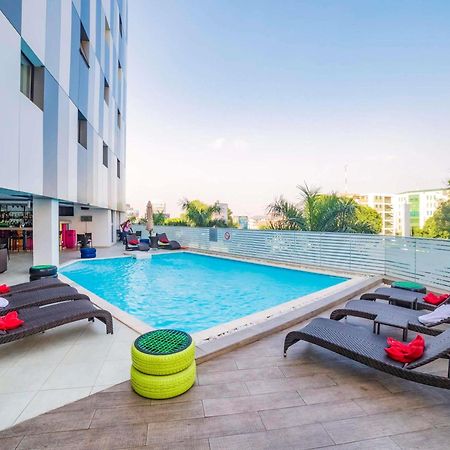 Hotel Ibis Styles Accra Airport Esterno foto